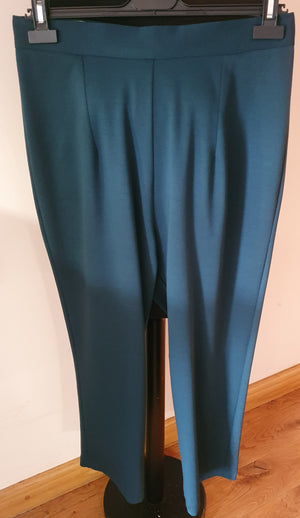 Green high waist trousers