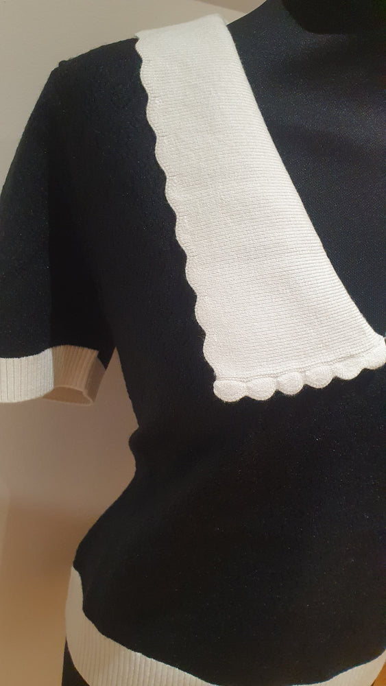 Ladies 'Joanie' black/white knitted top