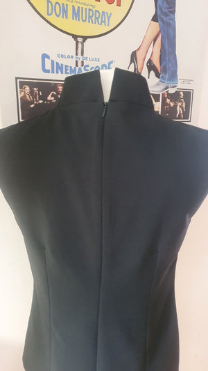 Ladies funnel neck keyhole top.