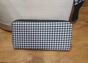 Black Dogtooth purse